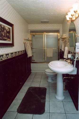 Julias Bed And Breakfast Hubbard Luaran gambar